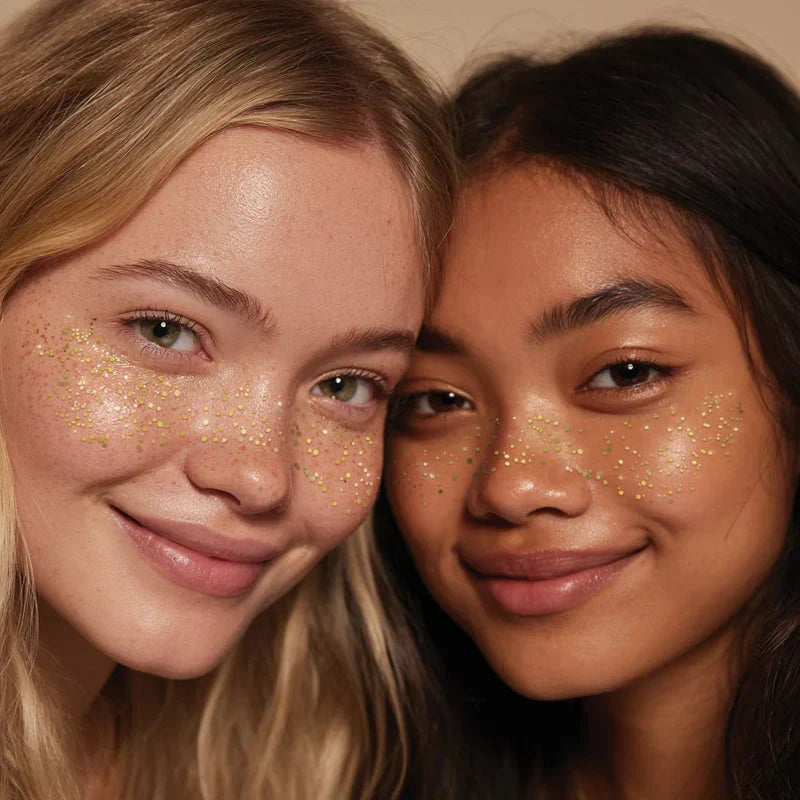 Miten luoda näyttävät glitter pisamat festivaaleja varten?