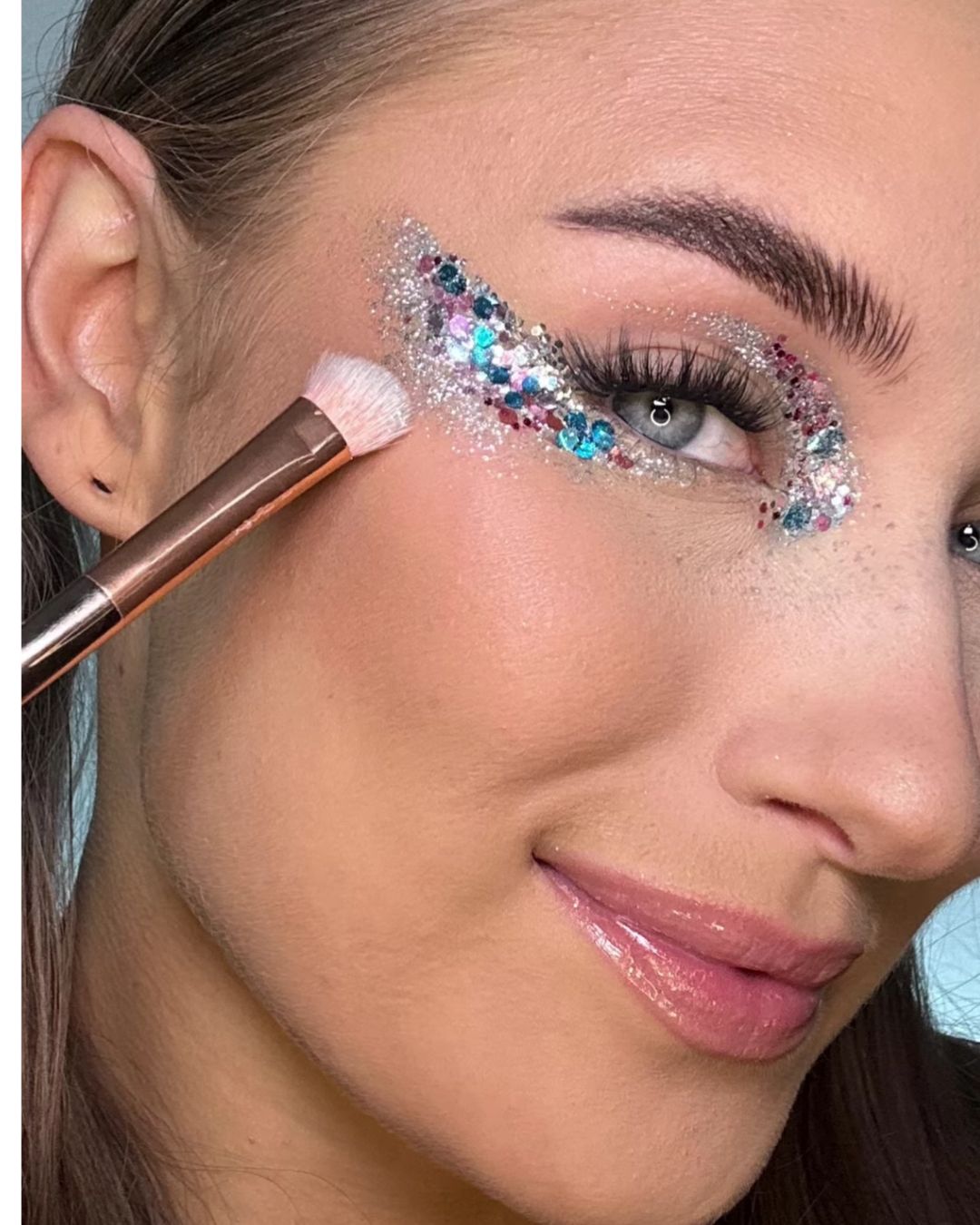 GLITTERMEIKIN KIINNITYS – parhaat vinkit
