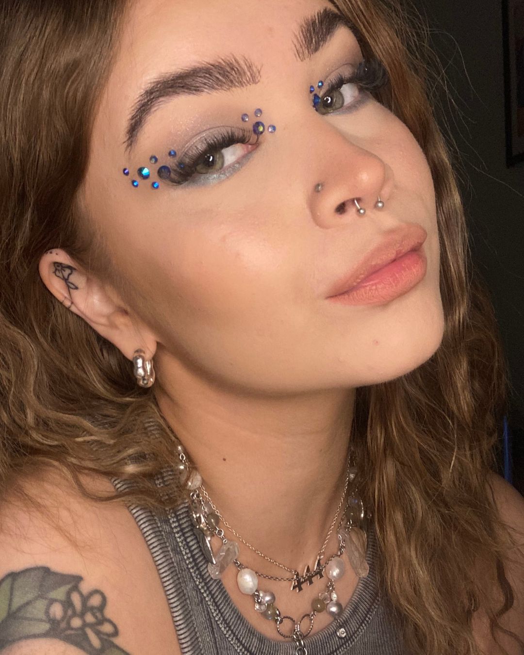 SPACE BLUE EYE GEMS – Osta look settinä