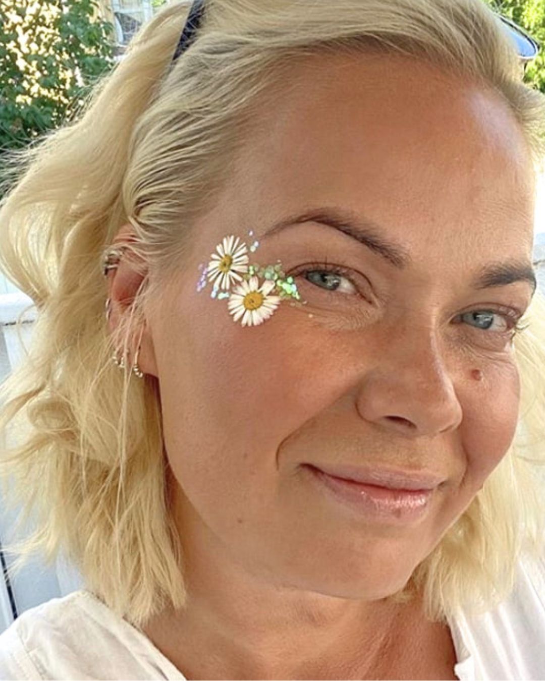 GLITTERNISTI Face Flowers White